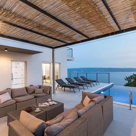 Lipa * Jesenice (Split-Dalmatia)