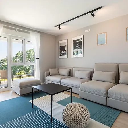 Lipa Villa
