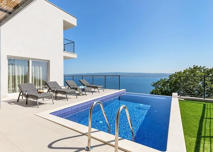 Lipa * Jesenice (Split-Dalmatia)